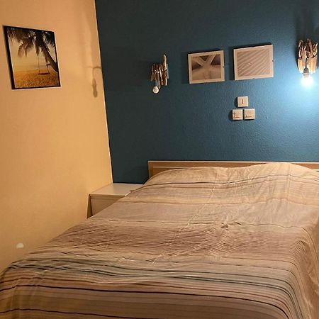 Villa 2 Etoiles Proche Plage Et Commerces Сен-Киприен Стая снимка