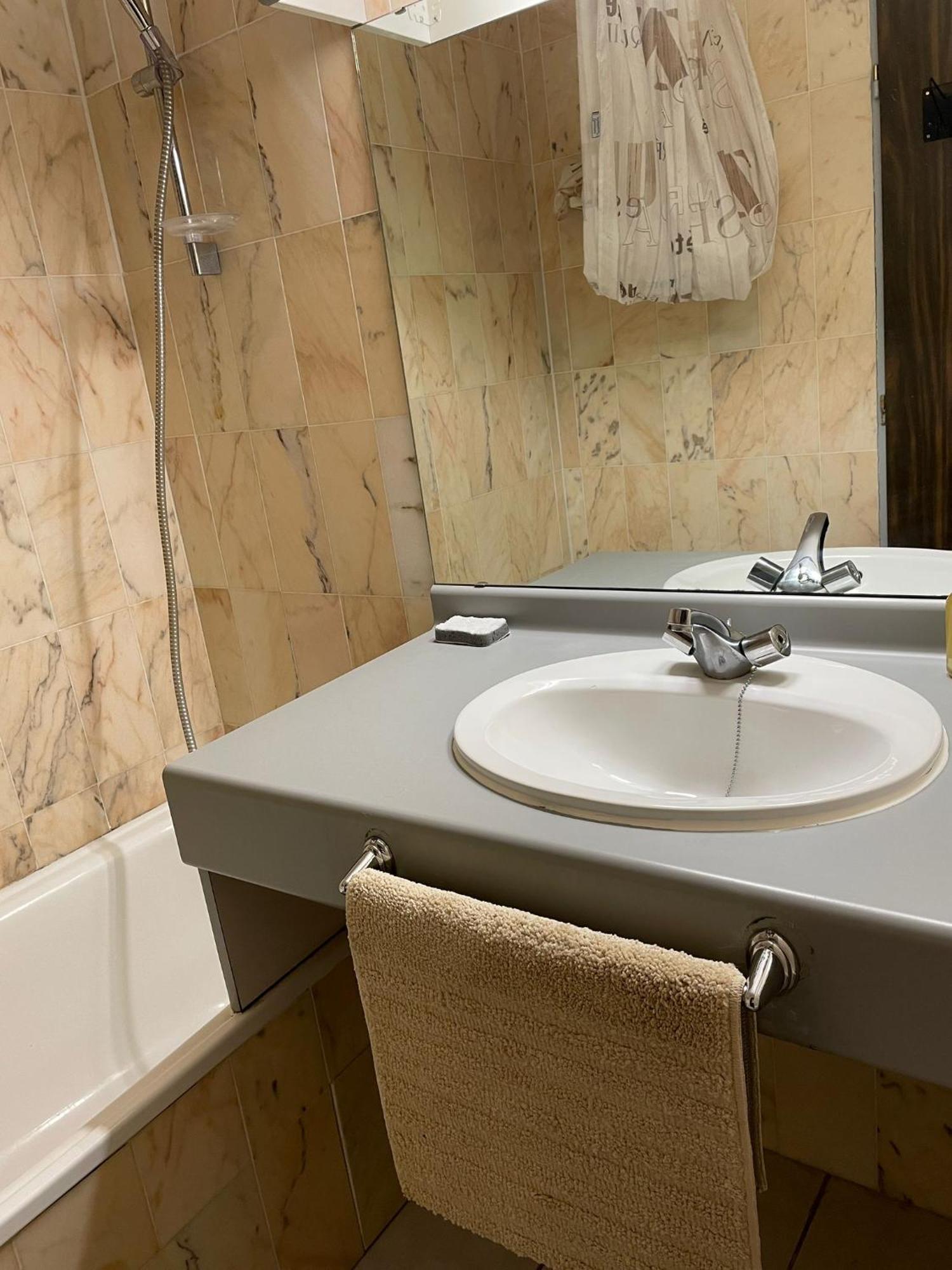 Villa 2 Etoiles Proche Plage Et Commerces Сен-Киприен Стая снимка